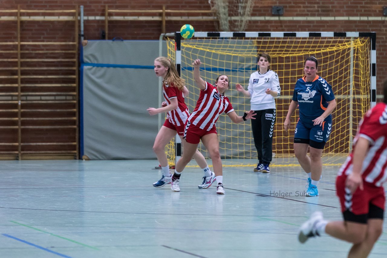 Bild 201 - Frauen Bramstedter TS - TSV Wattenbek 2 : Ergebnis: 20:24